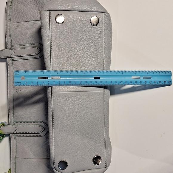 Fossil Gray Leather Tote Bag - Picture 5 of 8